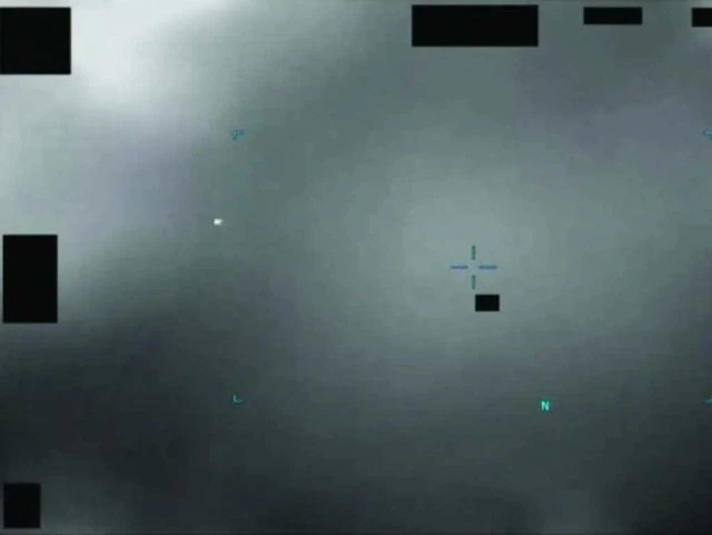Có gì trong 162 hồ sơ về UFO vừa được Mỹ công bố?