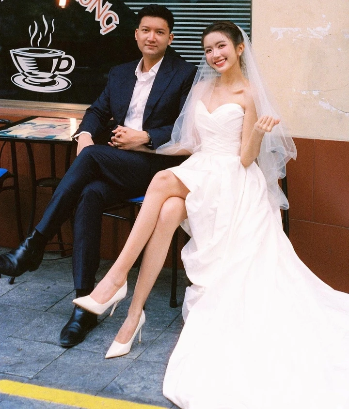 Cuộc sống của hai mỹ nhân phim giờ vàng trùng tên trên VTV Cuộc sống của hai mỹ nhân phim giờ vàng trùng tên trên VTV
