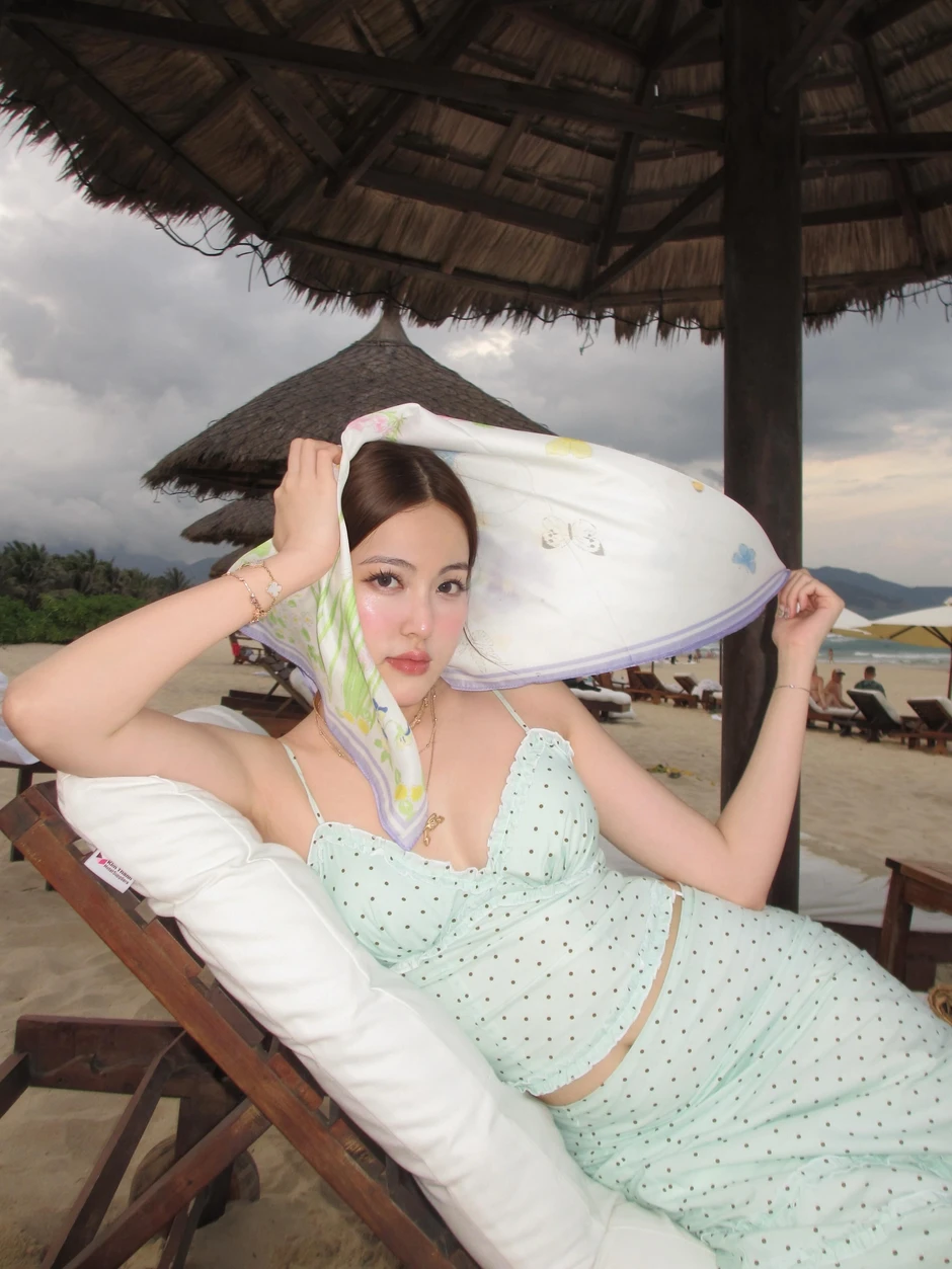 Đây là cô gái mà HIEUTHUHAI mê như điếu đổ