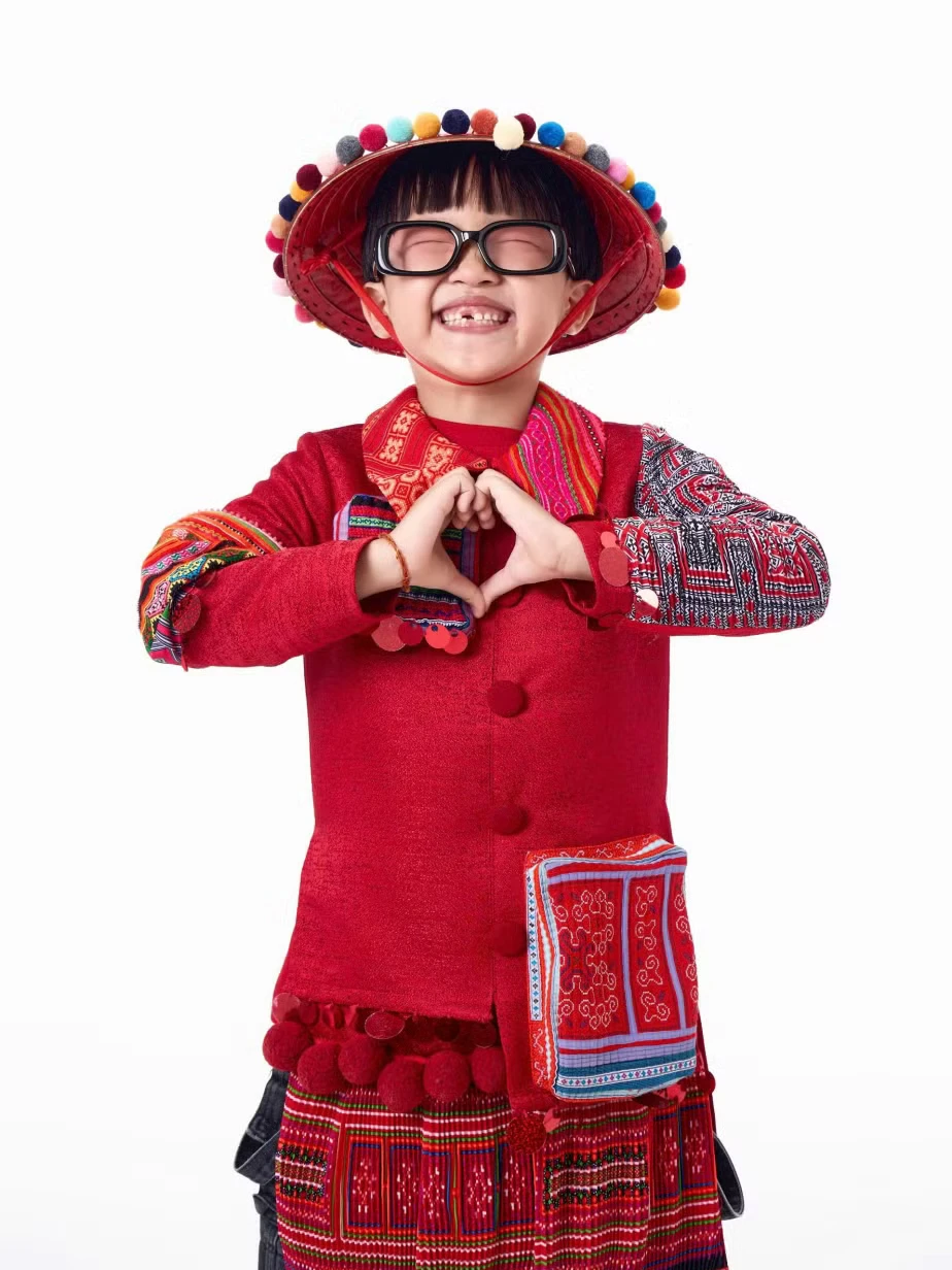 Em bé chất làm concert riêng ở tuổi lên 8 Em bé chất làm concert riêng ở tuổi lên 8