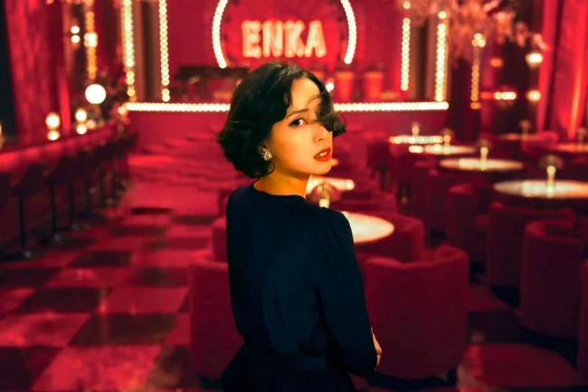 Erika Toda có tài thao túng tâm lý trong Straight To Hell