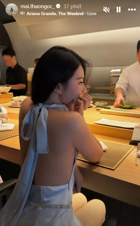 Gái đẹp Việt Nam đổ xô khoe bóng lưng