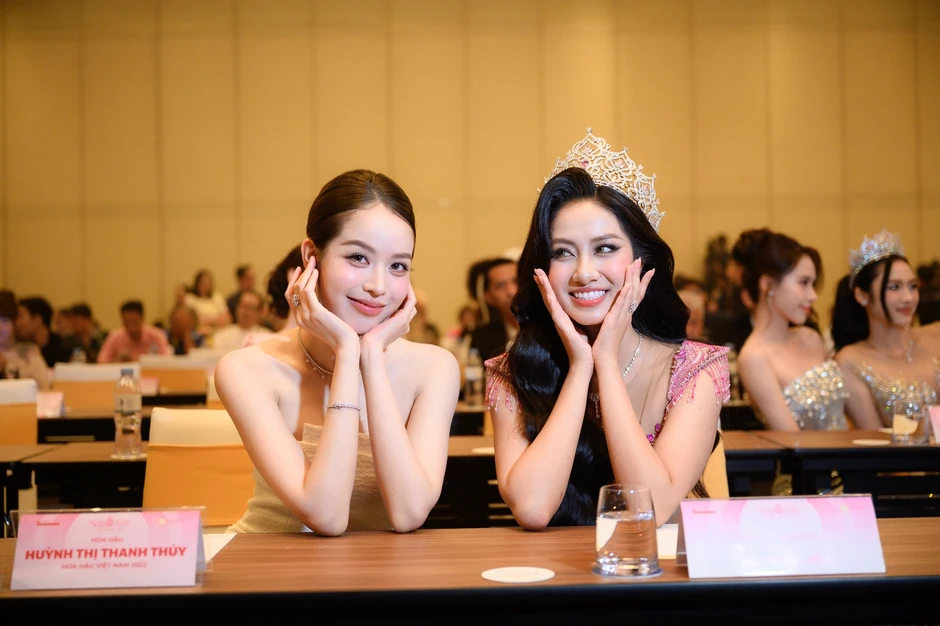 Hà Trúc Linh nhuận sắc bén ngót nhưng đứng kế Thanh Thuỷ vẫn phải chịu thua vài phần