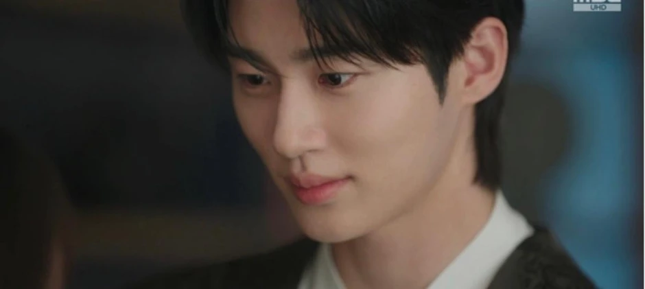 Hãy cứu Han So Hee khỏi Byeon Woo Seok! Hãy cứu Han So Hee khỏi Byeon Woo Seok!