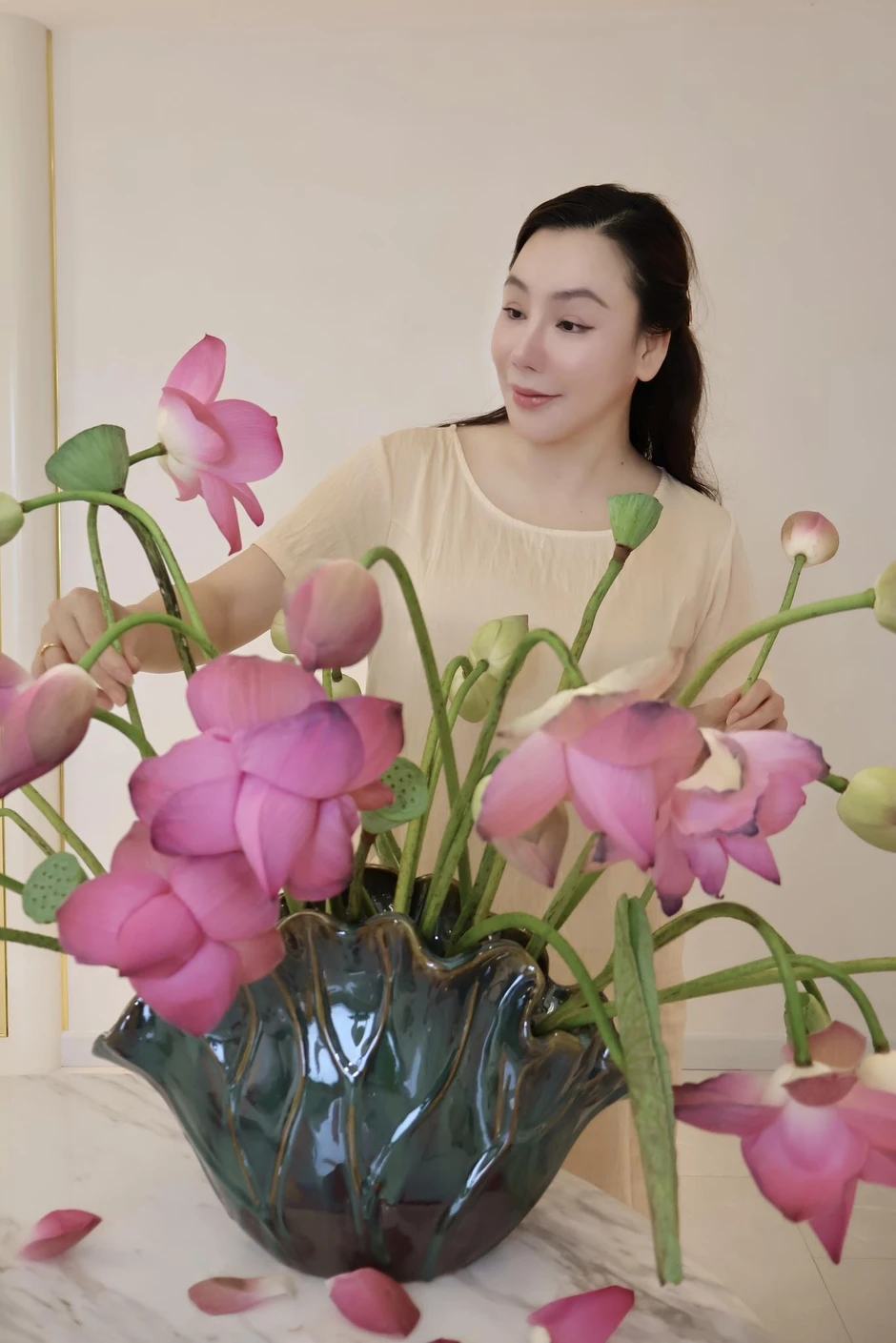 Hồ Quỳnh Hương: U50 mới kết hôn, có con mà không ai hay biết