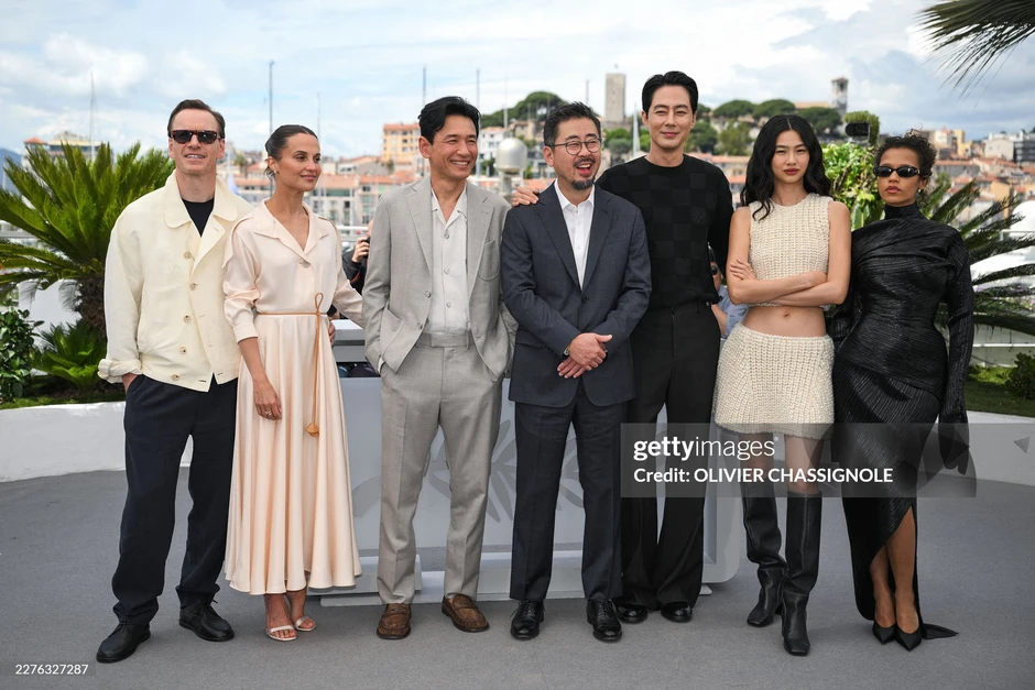 Hope hay xuất sắc nhận tràng vỗ tay 6 phút ở Cannes Hope hay xuất sắc nhận tràng vỗ tay 6 phút ở Cannes