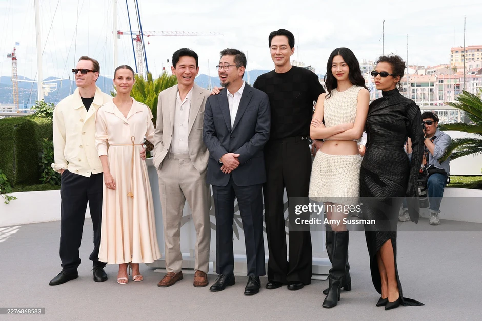 Hope hay xuất sắc nhận tràng vỗ tay 6 phút ở Cannes Hope hay xuất sắc nhận tràng vỗ tay 6 phút ở Cannes