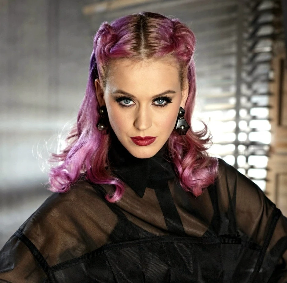 Katy Perry bỗng quay trở lại càn quét các BXH: Nhạc cũ liên tục hot, nhạc mới không ai nghe là sao? Katy Perry bỗng quay trở lại càn quét các BXH: Nhạc cũ liên tục hot, nhạc mới không ai nghe là sao?