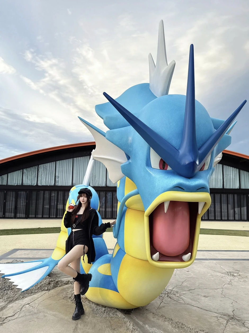 Khoảnh khắc vui sướng của hot girl xinh đẹp, khi được tận tay sở hữu bộ bài Pokémon mới toanh, nói lên nỗi lòng của anh em game thủ Khoảnh khắc vui sướng của hot girl xinh đẹp, khi được tận tay sở hữu bộ bài Pokémon mới toanh, nói lên nỗi lòng của anh em game thủ