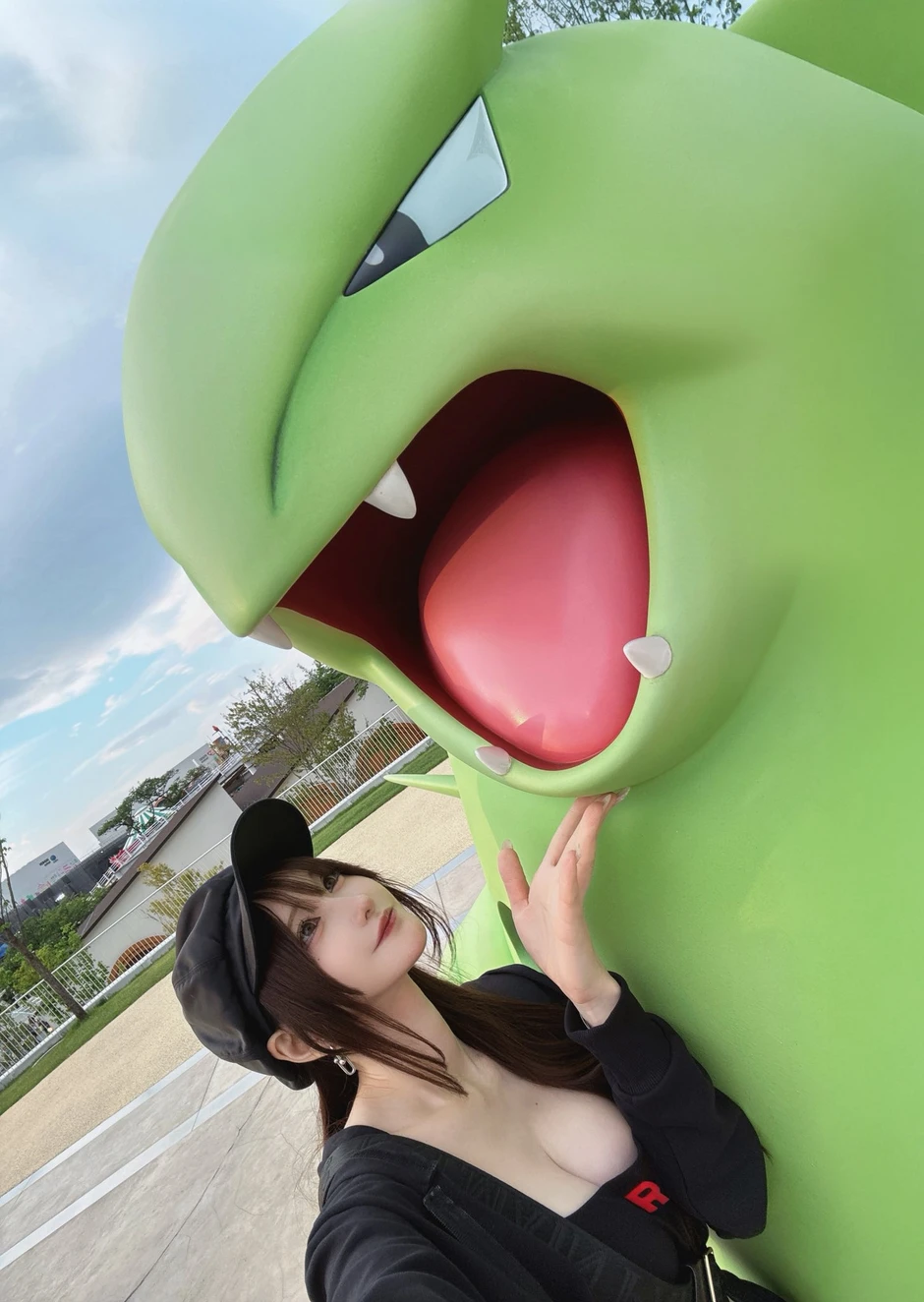 Khoảnh khắc vui sướng của hot girl xinh đẹp, khi được tận tay sở hữu bộ bài Pokémon mới toanh, nói lên nỗi lòng của anh em game thủ Khoảnh khắc vui sướng của hot girl xinh đẹp, khi được tận tay sở hữu bộ bài Pokémon mới toanh, nói lên nỗi lòng của anh em game thủ