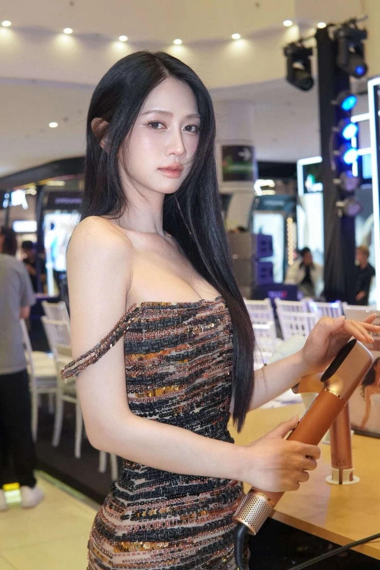 Lê Bống: Từ hot TikToker nhiều tranh cãi đến MC VTV và diễn viên phim giờ vàng