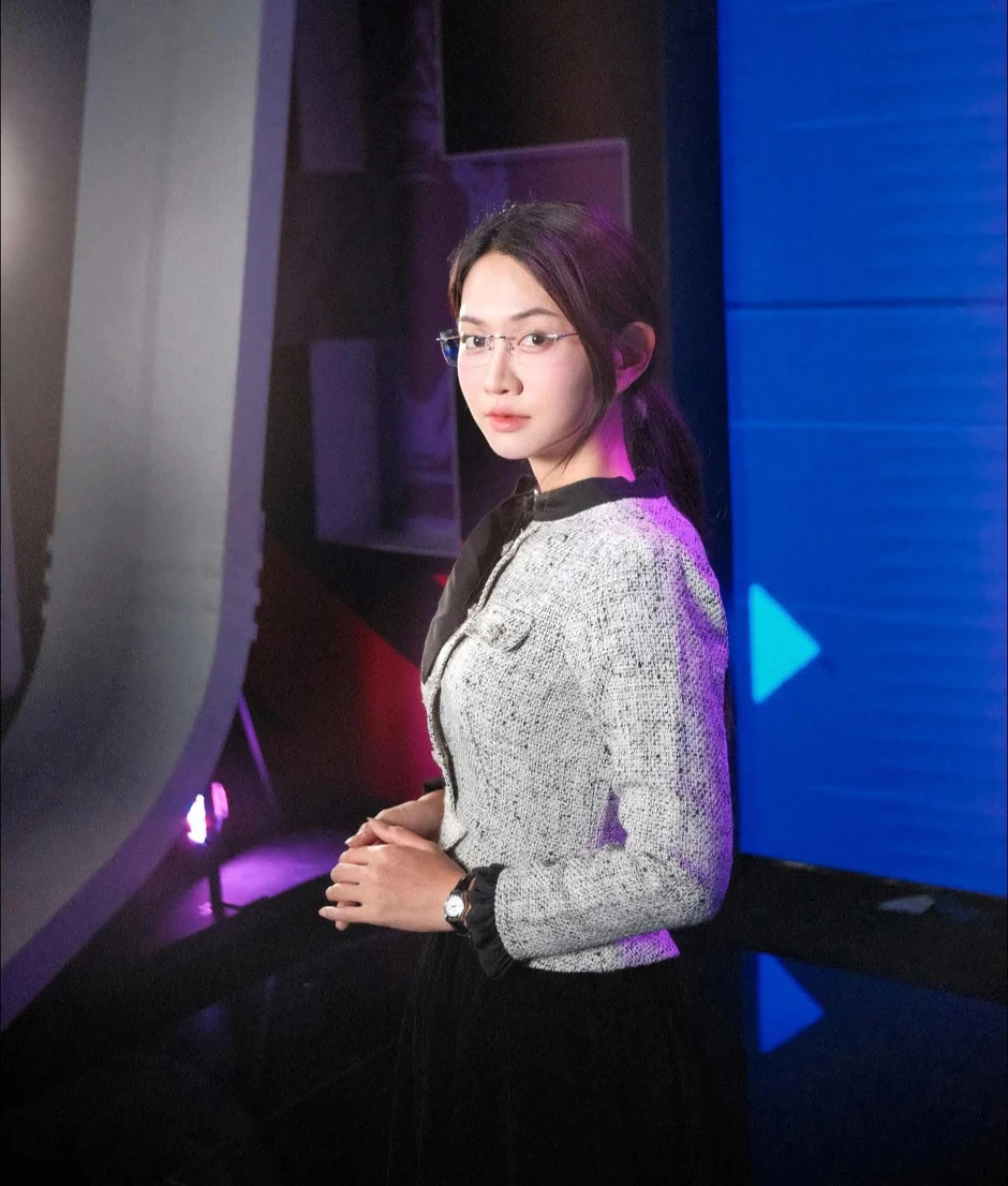 Lê Bống vướng Drama, lần này “có vẻ căng” Lê Bống vướng Drama, lần này “có vẻ căng”