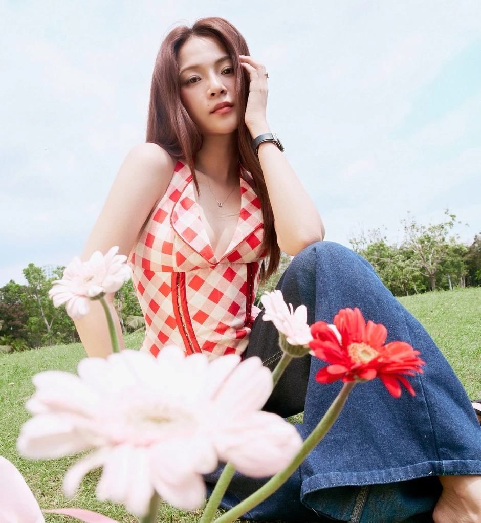 Lê Tam Triều Dâng mới 12 tuổi đã đẹp nức nở
