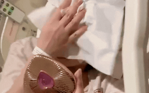 Lộ clip mỹ nhân Việt âm thầm sinh con cho doanh nhân