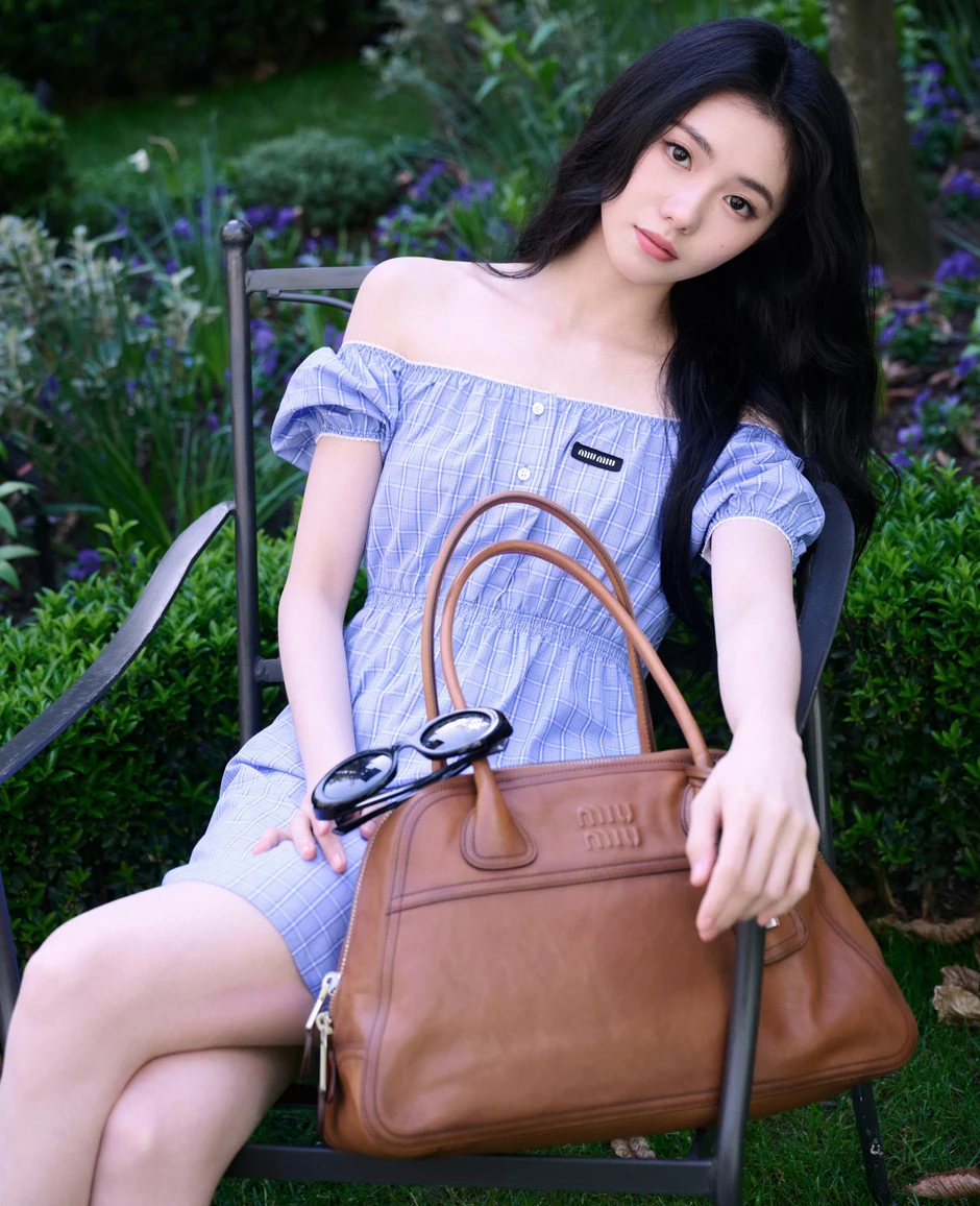 Lưu Hạo Tồn chịu sự xét xử của cư dân mạng Lưu Hạo Tồn chịu sự xét xử của cư dân mạng