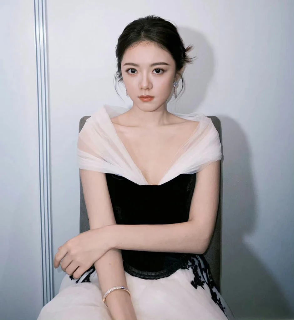 Mỹ nhân 2004 khiến trật tự tiểu hoa đán đảo lộn