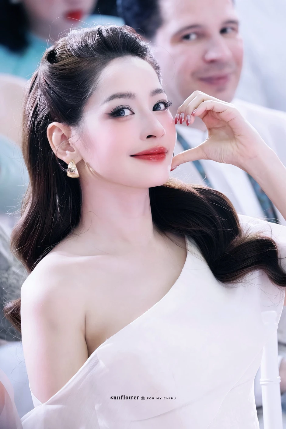 Mỹ nhân đẹp nhất Việt Nam “phục thù”