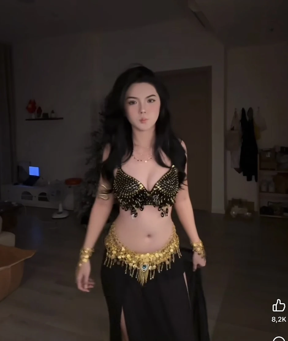 Mỹ nhân thể hiện vũ đạo ấn tượng, "sương sương" cũng giật vạn like! Mỹ nhân thể hiện vũ đạo ấn tượng, "sương sương" cũng giật vạn like!