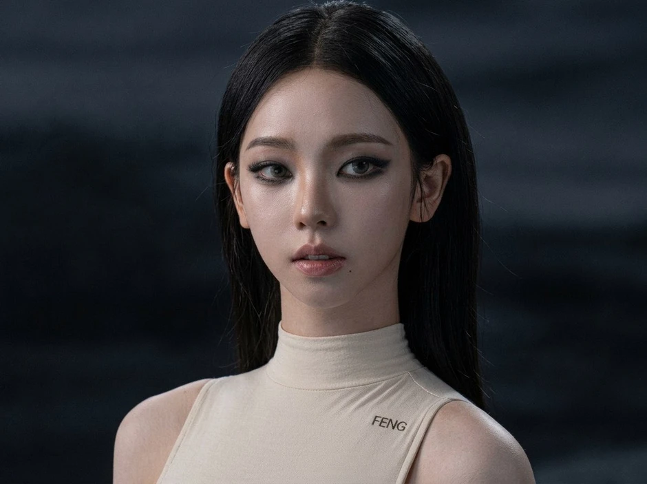 , thánh body, diễn viên, mỹ nhân, gái xinh, Lisa, Karina