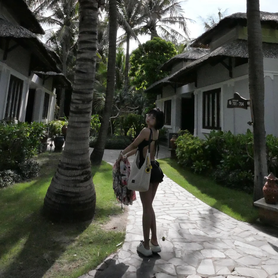 MC Minh Nghi gia nhập đường đua bikini ngày hè nhưng phải thốt lên câu "than thở" MC Minh Nghi gia nhập đường đua bikini ngày hè nhưng phải thốt lên câu "than thở"