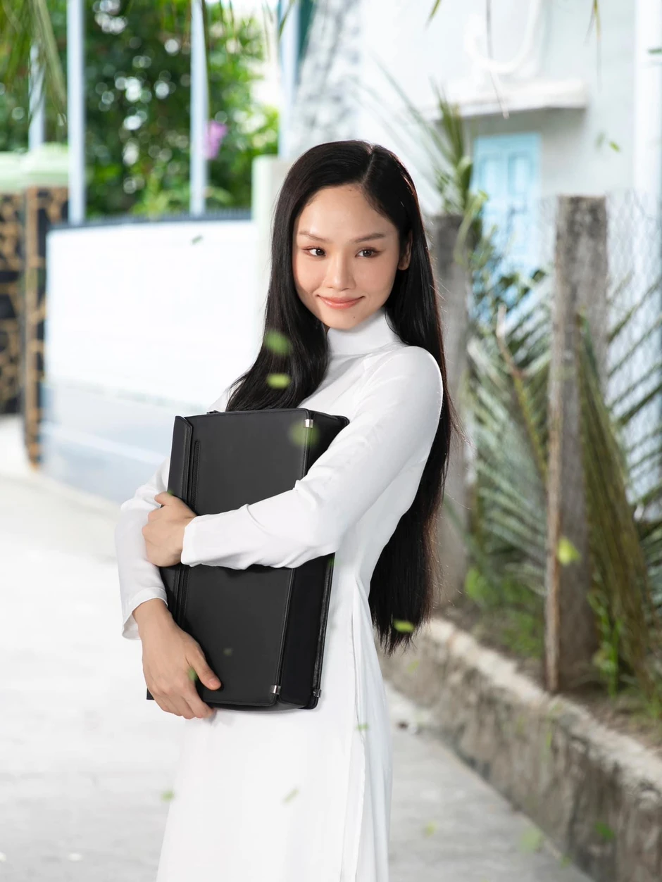 Mẹ Miu Lê buồn lòng vì con gái
