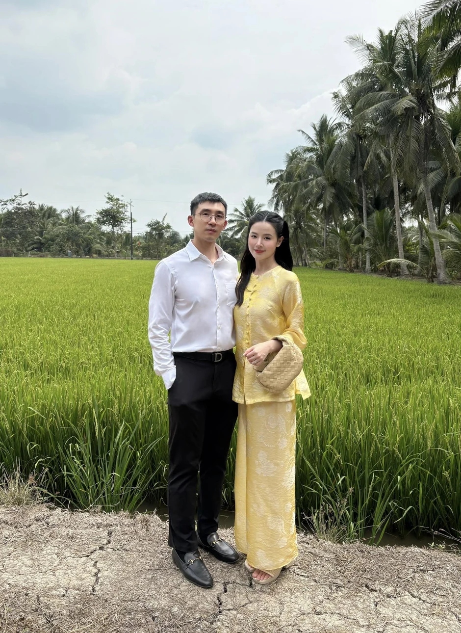 Midu từng huỷ hôn thiếu gia phút chót: Là trùm bất động sản, chồng làm TGĐ tập đoàn nức tiếng Midu từng huỷ hôn thiếu gia phút chót: Là trùm bất động sản, chồng làm TGĐ tập đoàn nức tiếng