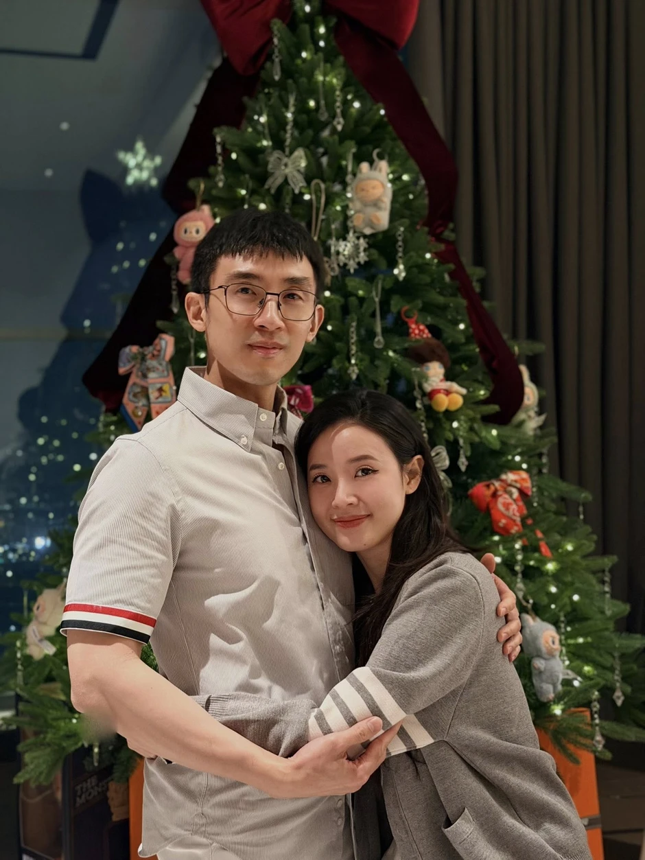 Midu từng huỷ hôn thiếu gia phút chót: Là trùm bất động sản, chồng làm TGĐ tập đoàn nức tiếng Midu từng huỷ hôn thiếu gia phút chót: Là trùm bất động sản, chồng làm TGĐ tập đoàn nức tiếng