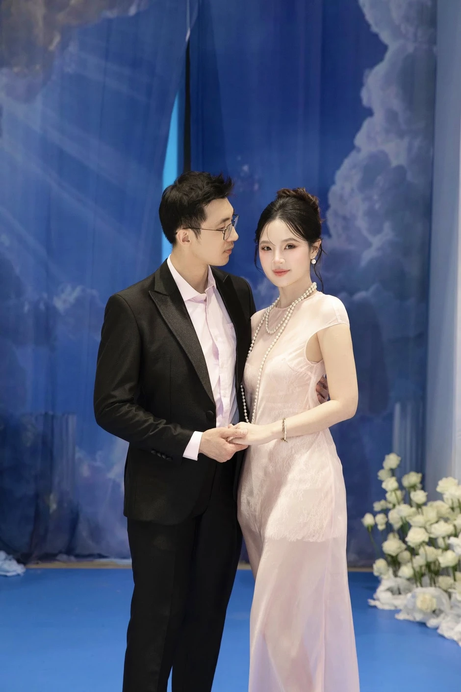 Midu từng huỷ hôn thiếu gia phút chót: Là trùm bất động sản, chồng làm TGĐ tập đoàn nức tiếng Midu từng huỷ hôn thiếu gia phút chót: Là trùm bất động sản, chồng làm TGĐ tập đoàn nức tiếng