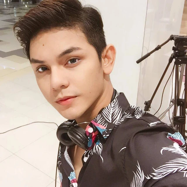Mối liên hệ giữa Sơn Ngọc Minh và Miu Lê Mối liên hệ giữa Sơn Ngọc Minh và Miu Lê