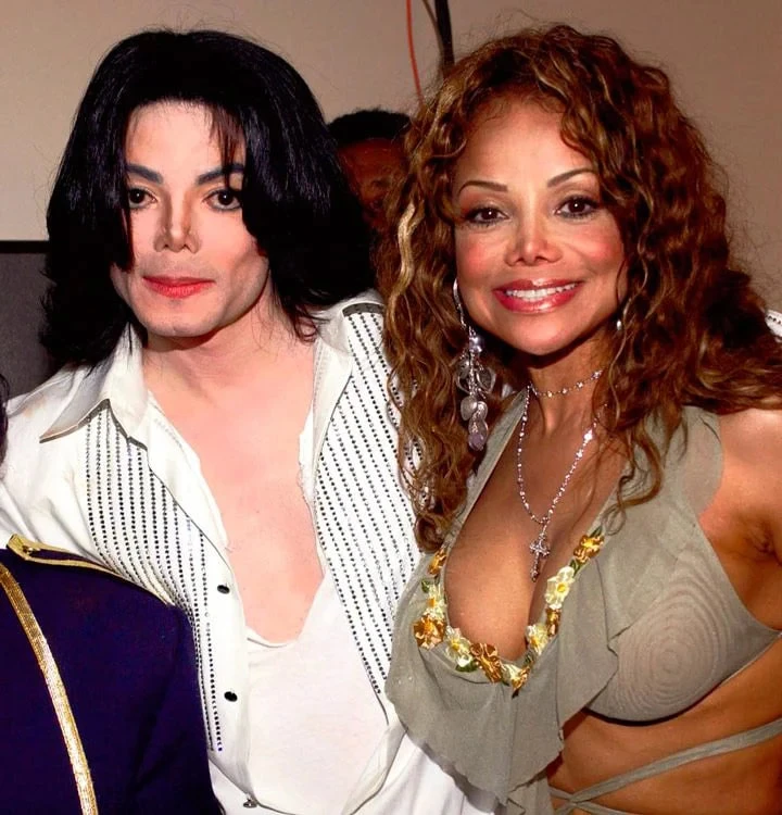 Mối quan hệ giữa Sơn Tùng với chị gái Michael Jackson và nam rapper nước Mỹ
