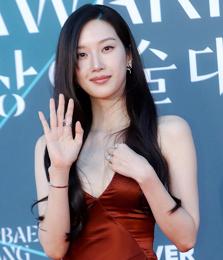 Moon Ga Young đẹp nhất Baeksang 2026