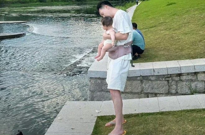Nam diễn viên cầu hôn, cưới rồi ly dị trong 3 ngày cuối cùng phải nhận cái kết ê chề