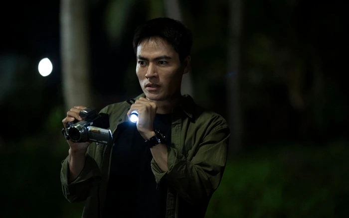 Nam diễn viên đắt show nhất lễ 30/4, đóng cùng lúc 2 siêu phẩm