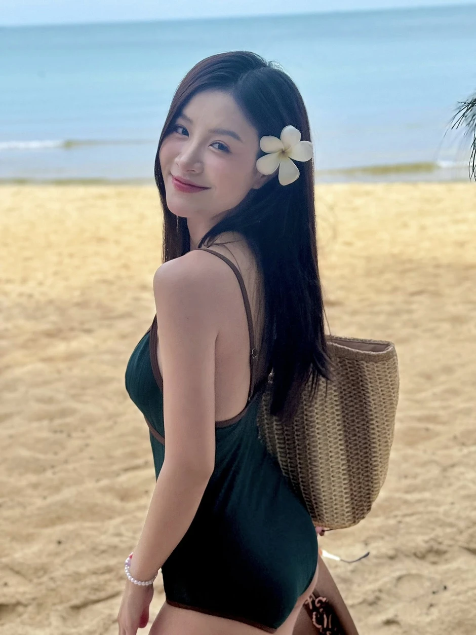 Nhan sắc thật của Trang Emma