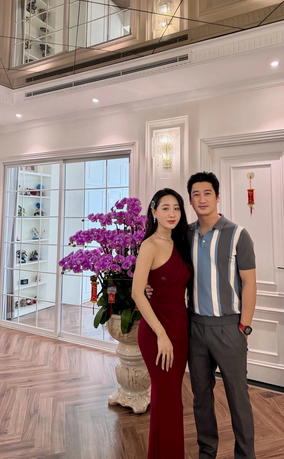 NSƯT Ngọc Quỳnh U50 muốn cưới vợ lần 3, sống với mỹ nhân kém 7 tuổi trong căn nhà 14 tỷ NSƯT Ngọc Quỳnh U50 muốn cưới vợ lần 3, sống với mỹ nhân kém 7 tuổi trong căn nhà 14 tỷ