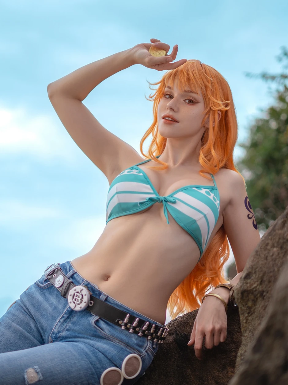 One Piece: Ngắm màn cosplay Nami "chuẩn không cần chỉnh" sau 2 năm timeskip One Piece: Ngắm màn cosplay Nami "chuẩn không cần chỉnh" sau 2 năm timeskip