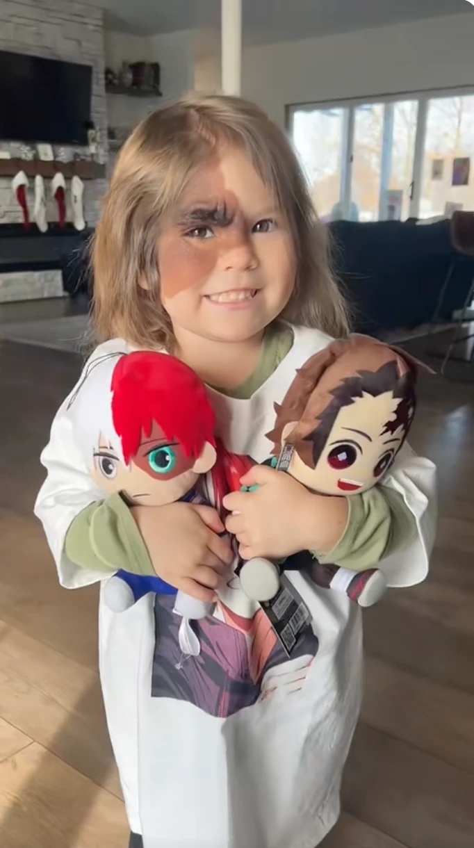 Phép màu từ thế giới ảo: Khi nhân vật anime bước ra đời thực để cứu rỗi tâm hồn một bé gái Phép màu từ thế giới ảo: Khi nhân vật anime bước ra đời thực để cứu rỗi tâm hồn một bé gái