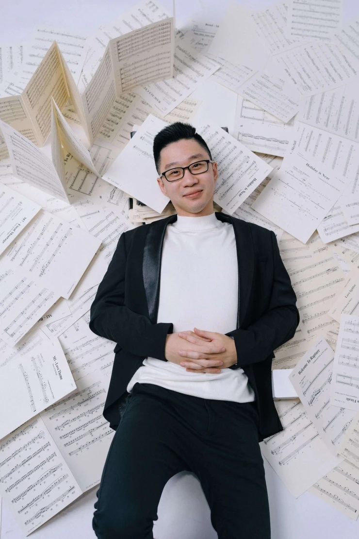 Phù thủy âm nhạc mang bản sắc Việt vươn tầm Grammy