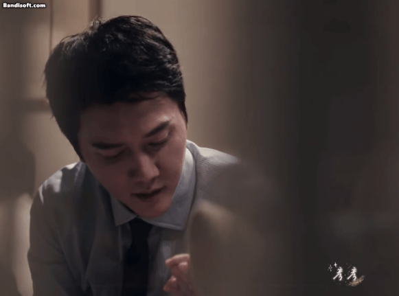 Phùng Thiệu Phong 47 tuổi vẫn đẹp ngất ngây ở phim mới