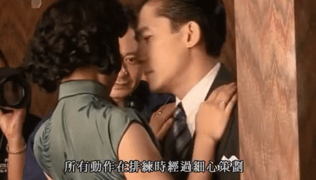 Quyết định sống còn giúp Lưu Diệc Phi thoát phong sát