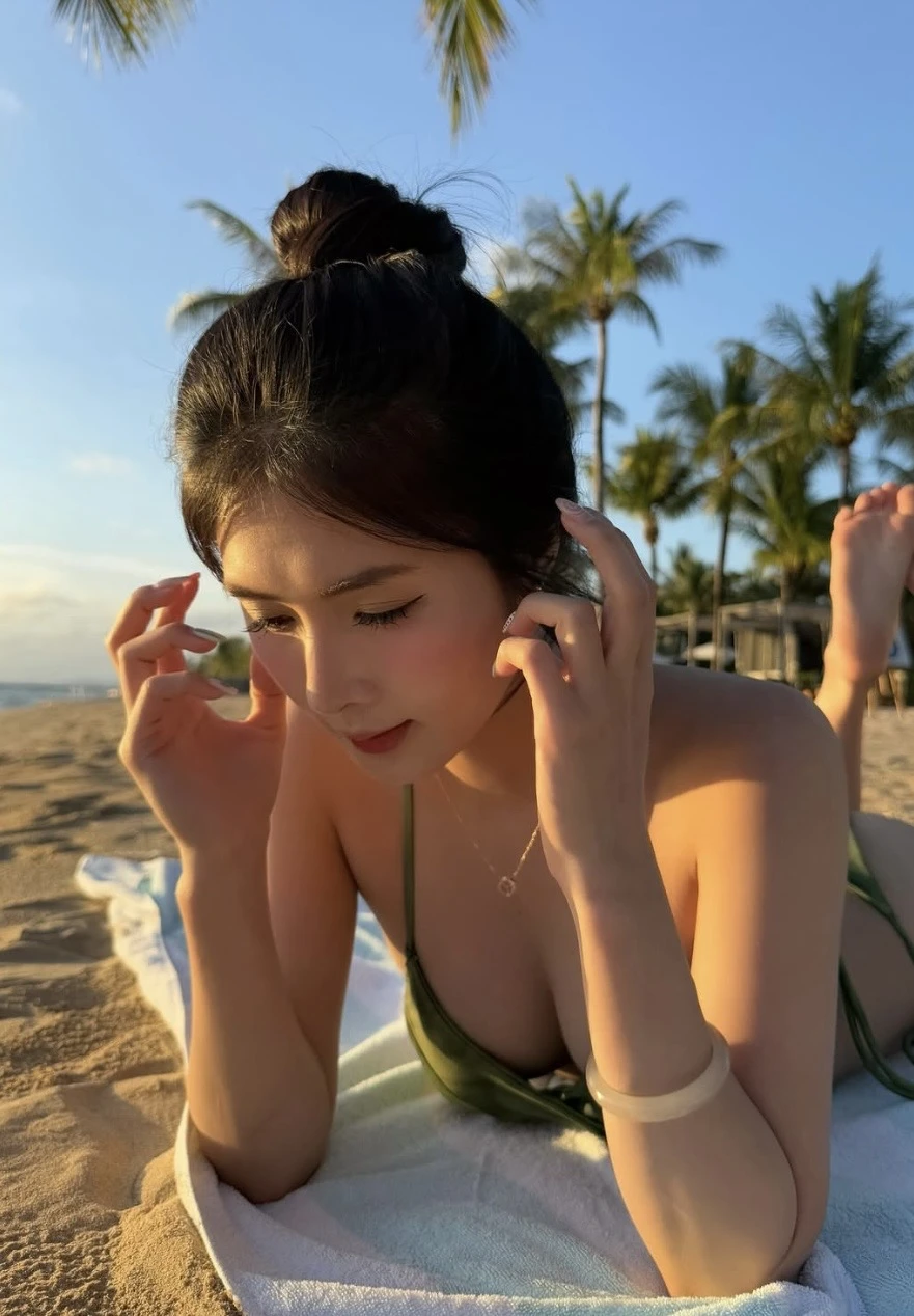 Quỳnh Alee lên tiếng về chuyện tình với Cá Quỳnh Alee lên tiếng về chuyện tình với Cá