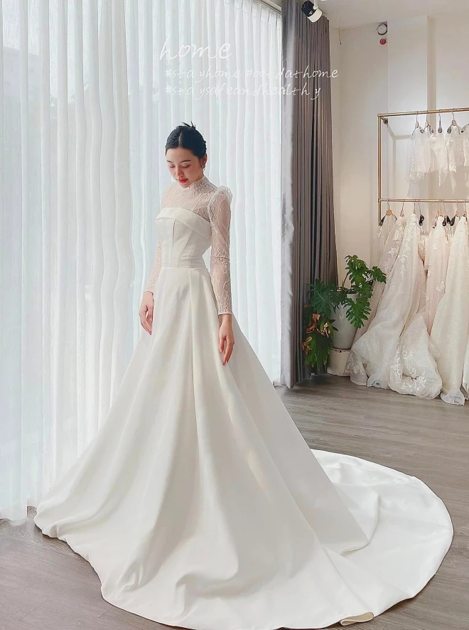Quỳnh Kool lại bùng nổ khi làm cô dâu: Hơn 10 năm vào showbiz, đẹp theo cách phá vỡ “chuẩn gầy” Quỳnh Kool lại bùng nổ khi làm cô dâu: Hơn 10 năm vào showbiz, đẹp theo cách phá vỡ “chuẩn gầy”