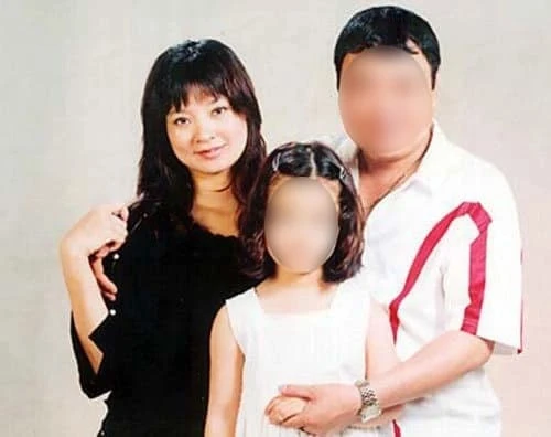 Sau hơn 20 năm ly thân, diễn viên Lệ Hằng chính thức ra tòa với chồng ở tuổi 52 Sau hơn 20 năm ly thân, diễn viên Lệ Hằng chính thức ra tòa với chồng ở tuổi 52