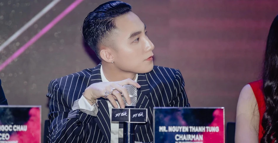 Sơn Tùng M-TP tự hào vì BTS và giấc mơ đem nhạc Việt ra thế giới