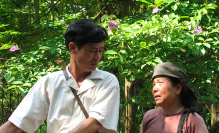 Thầy giáo dạy văn nổi tiếng nhờ vai diễn Bí thư tỉnh ủy Thầy giáo dạy văn nổi tiếng nhờ vai diễn Bí thư tỉnh ủy