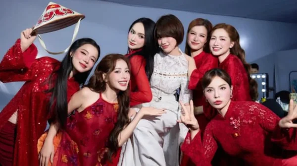 Bức ảnh nhiều mỹ nhân hot nhất showbiz Việt hiện tại kenhtingame com thumb buc anh nhieu m nhan hot nhat showbiz viet hien tai 16311778493133206 940w