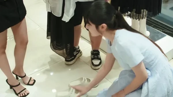 Bước Chân Vào Đời càng về cuối càng nhanh như cưới chạy bầu kenhtingame com thumb buoc chan vao doi cang ve cuoi cang nhanh nhu cuoi chay bau 337c1778665135746 940w