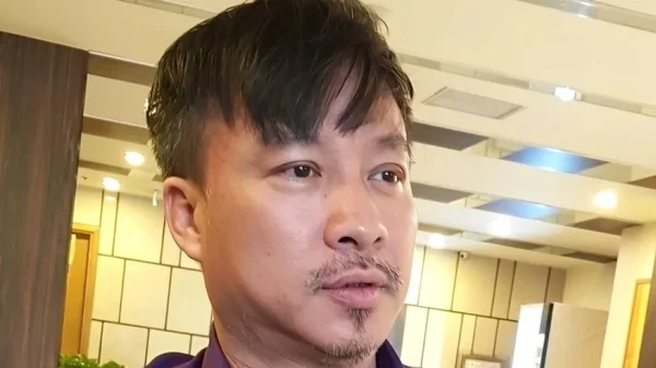Ca sĩ Quang Lập bị cưỡng chế bàn giao nhà kenhtingame com thumb ca si quang lap bi cuong che ban giao nha 77751777748067672 940w