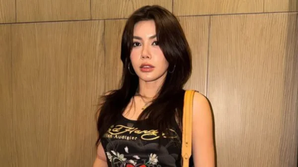 Chuyên gia trang điểm nổi tiếng đăng đàn tố một siêu mẫu vô ơn, nói xấu, Minh Tú bị gọi tên kenhtingame com thumb chuyen gia trang diem noi tieng dang dan to mot sieu mau vo on noi xau minh tu bi goi ten fbee1777888930321 940w