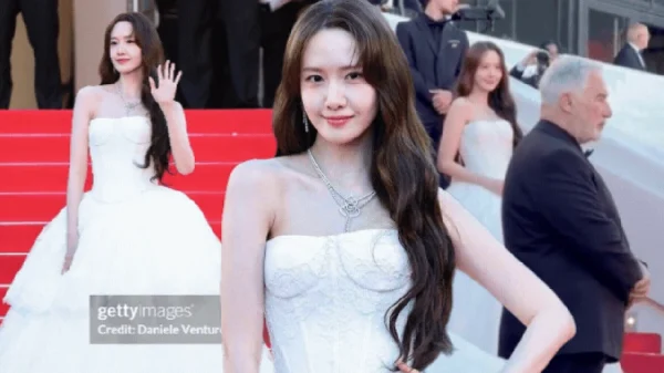 Clip sốc tại Cannes 2026: Yoona "bật mode" hủy diệt ống kính tử thần, nào ngờ bị đuổi đến tận 3 lần trên thảm đỏ? kenhtingame com thumb clip soc tai cannes 2026 yoona quot bat mode quot huy diet ong kinh tu than nao ngo bi duoi den tan 3 lan tren tham do bcf51779112743873 940w